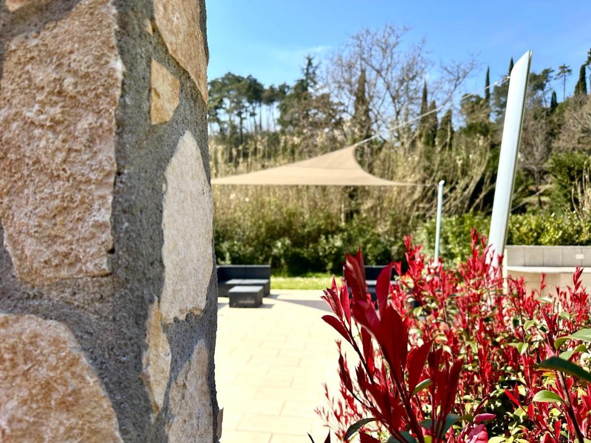Le Village Sarzana Εξωτερικό φωτογραφία