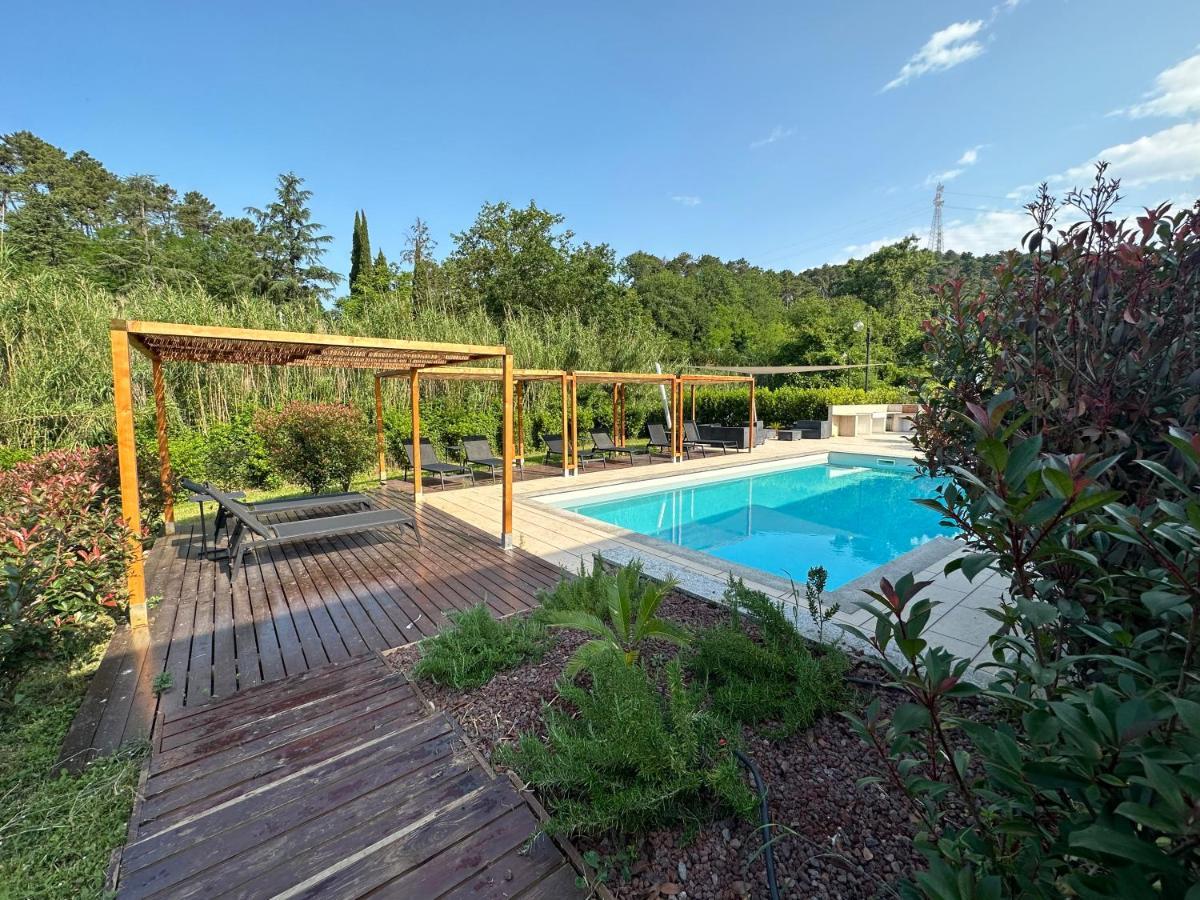 Le Village Sarzana Εξωτερικό φωτογραφία