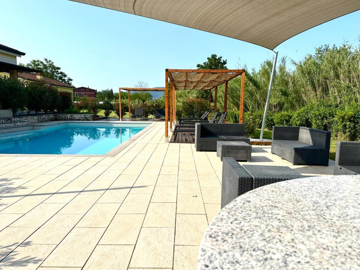 Le Village Sarzana Εξωτερικό φωτογραφία