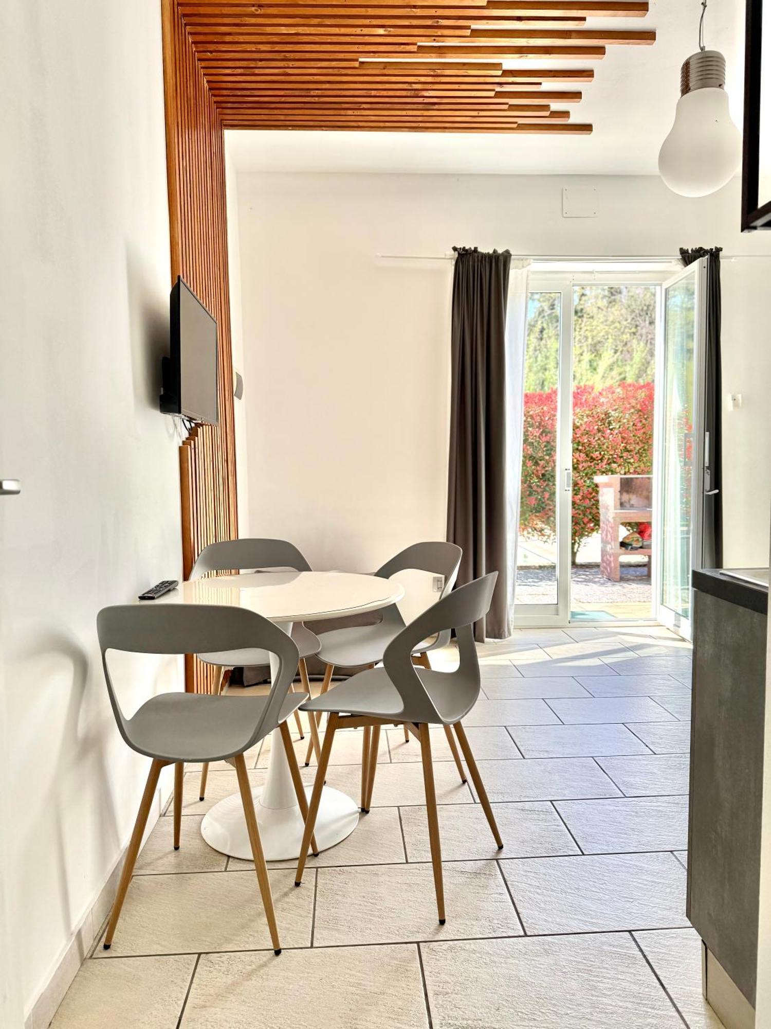 Le Village Sarzana Εξωτερικό φωτογραφία